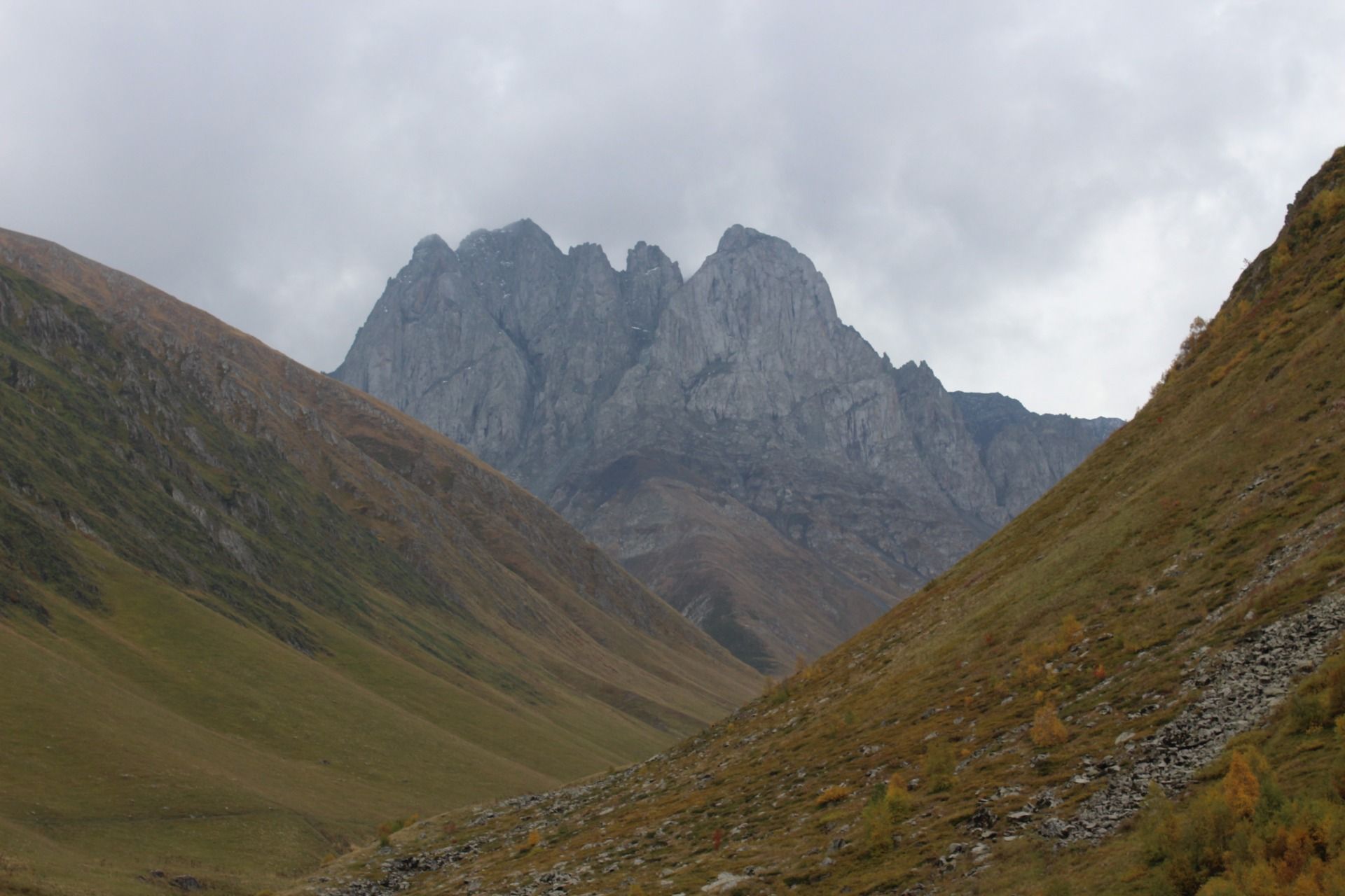 Around Georgia no.5 – Juta Valley