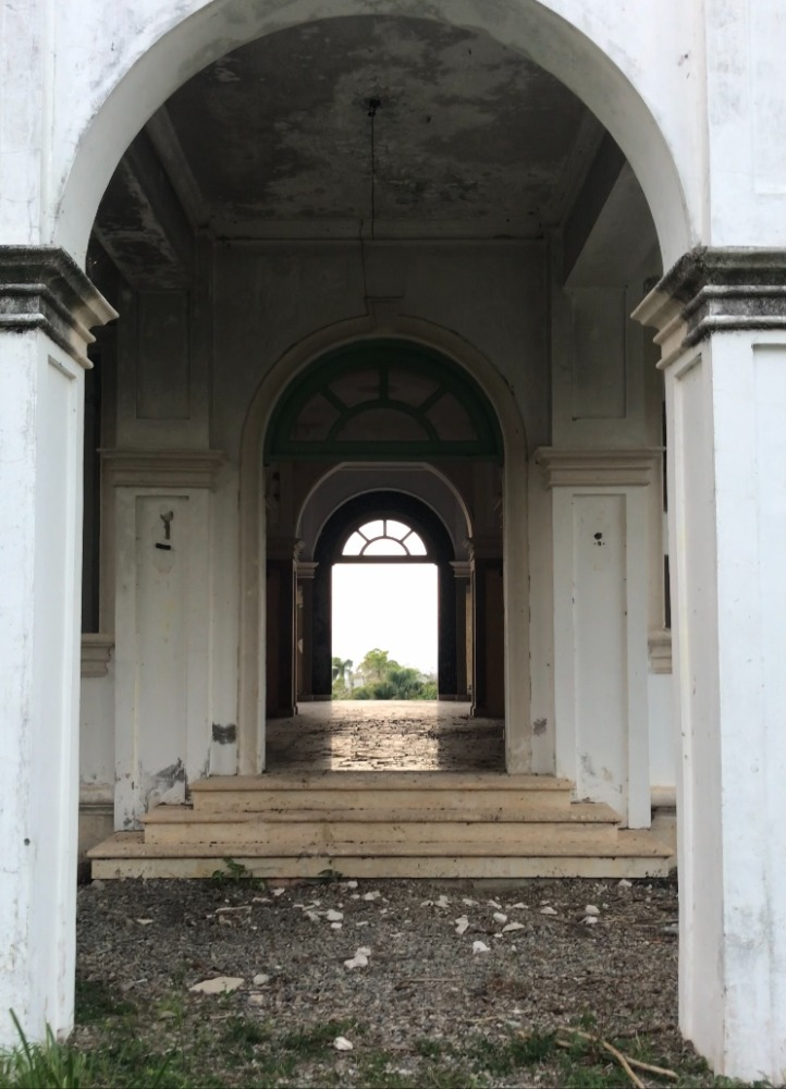 huge entrance