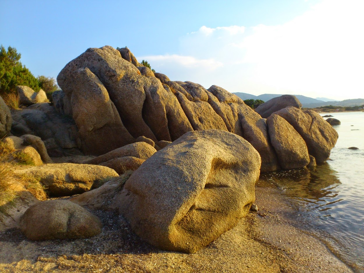 Nice rock formations @ Marina Maria