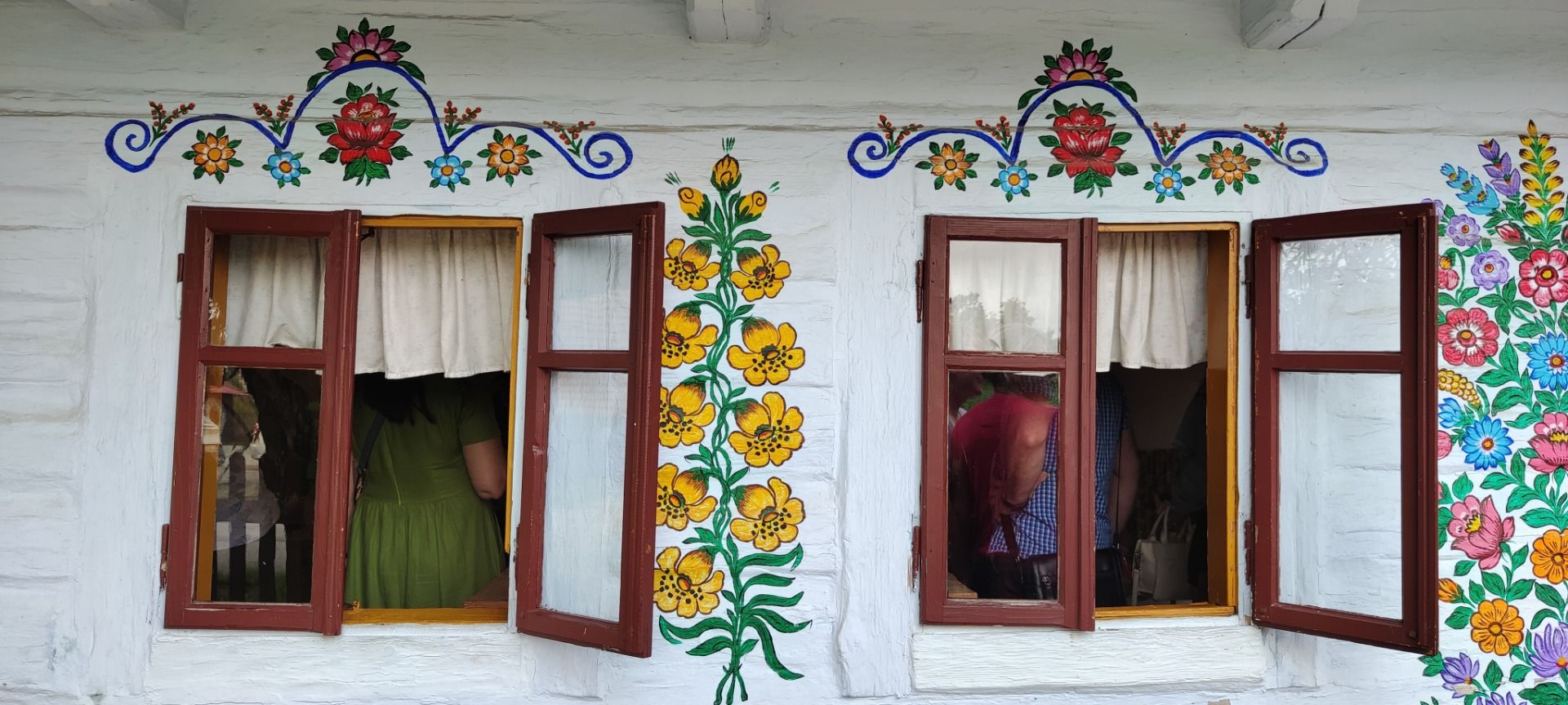 Homestead of the Polish painter Felicja Curyłowa. Zagroda polskiej malarki Felicji Curyłowej vol.1