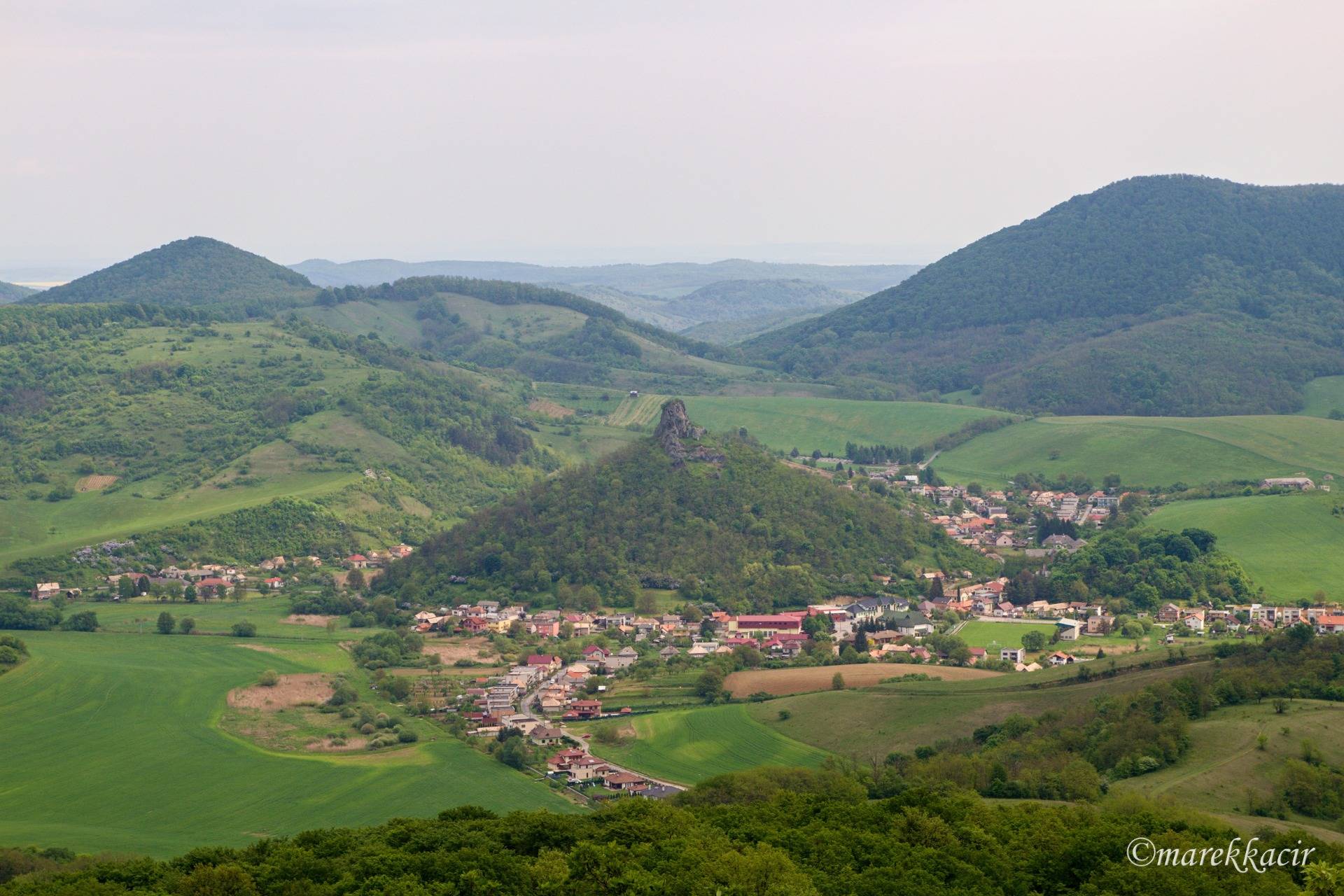 Hiking - Hajnáčka Castle and Cérova Highlands