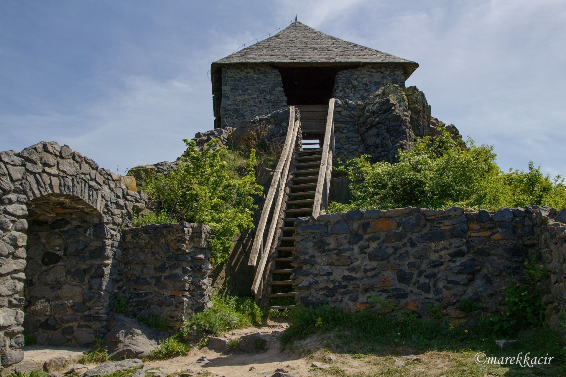 Salgó castle