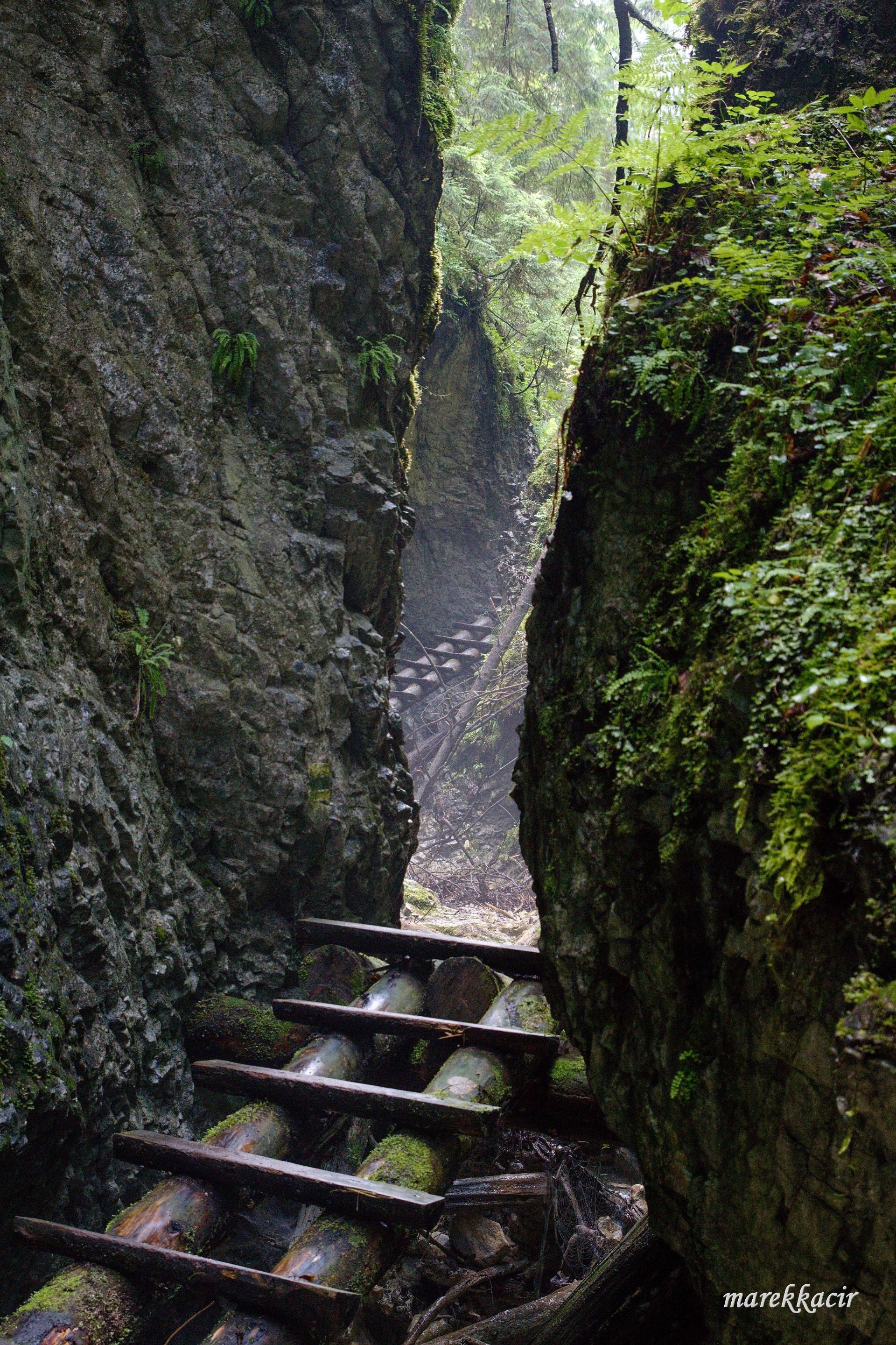 Hiking to Small Kyseľ gorge