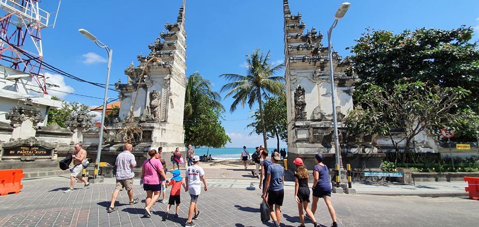 Kuta Beach - Gate