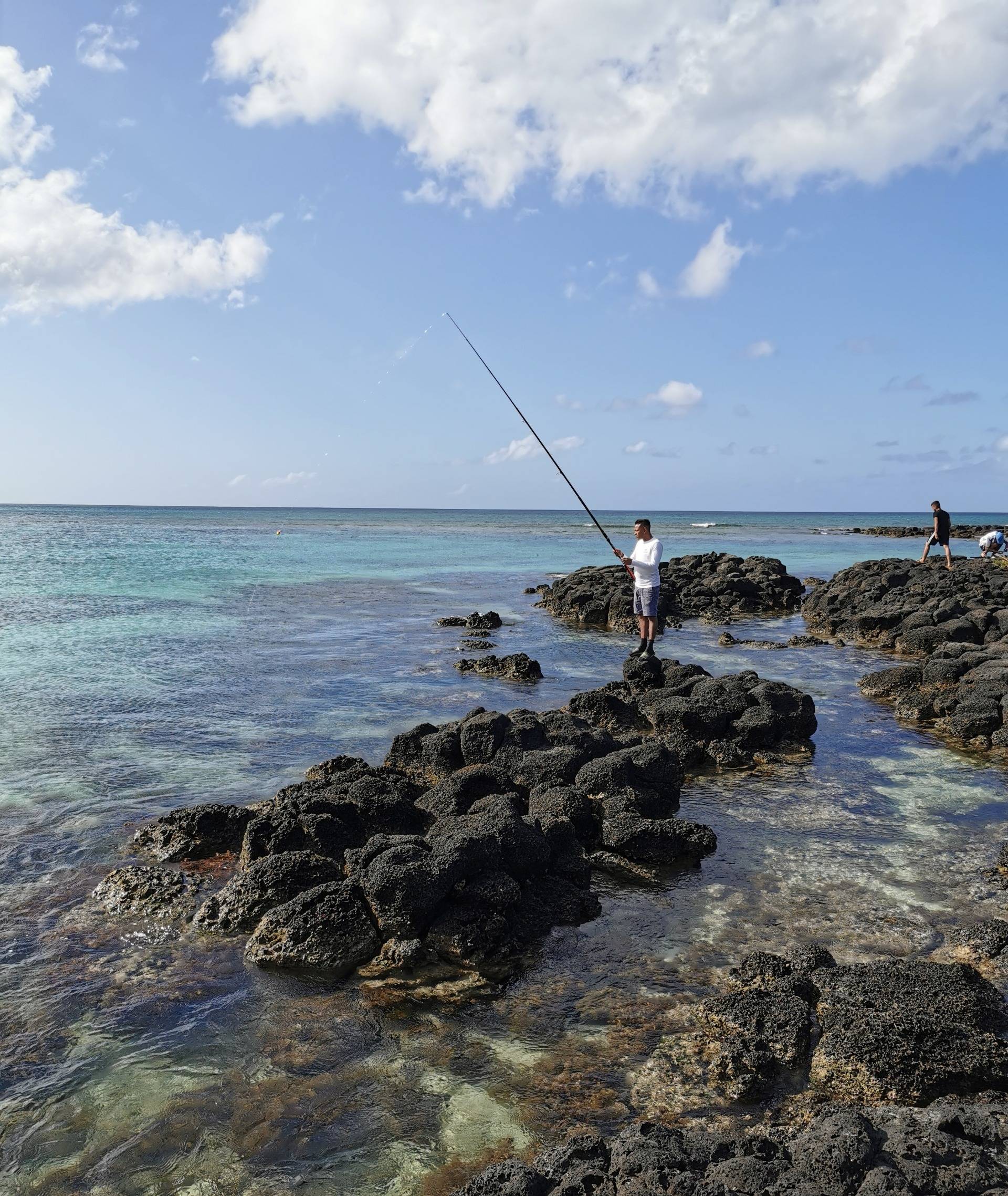 PEREYBERE : Perfect fishing spot just next to one of the most beautiful public beach of Mauritius...