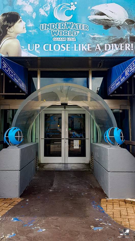Entrance to UnderWater World from the street