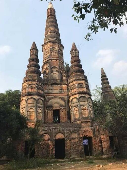 The ancient temple of the King Zamindars /  Bangladesh 
