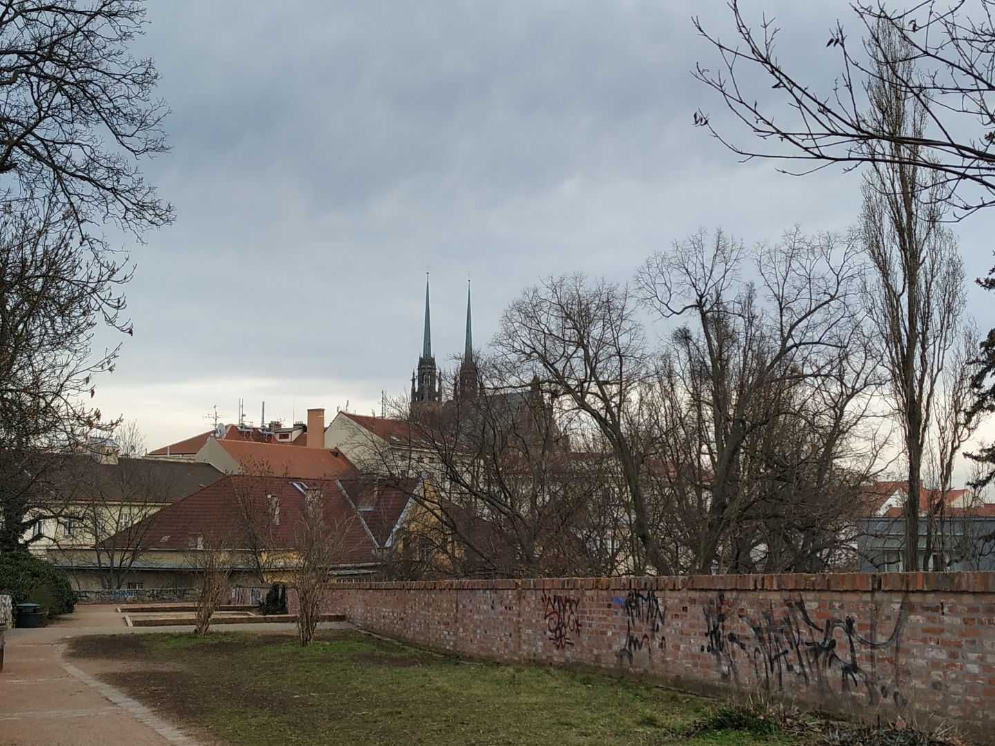 Petrov from the park, as you can see on the left there are two petanque playgrounds