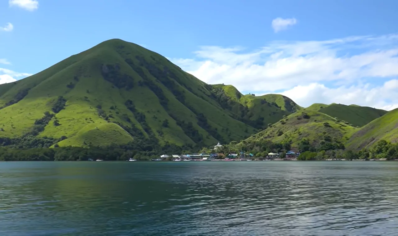  View of Komodo Island                 