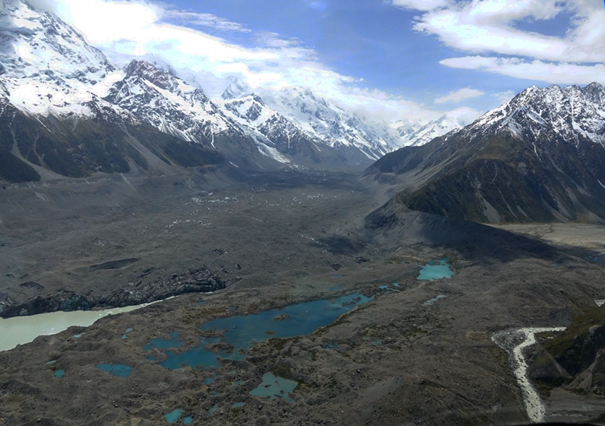 View of the Mountain range at Mount Cook