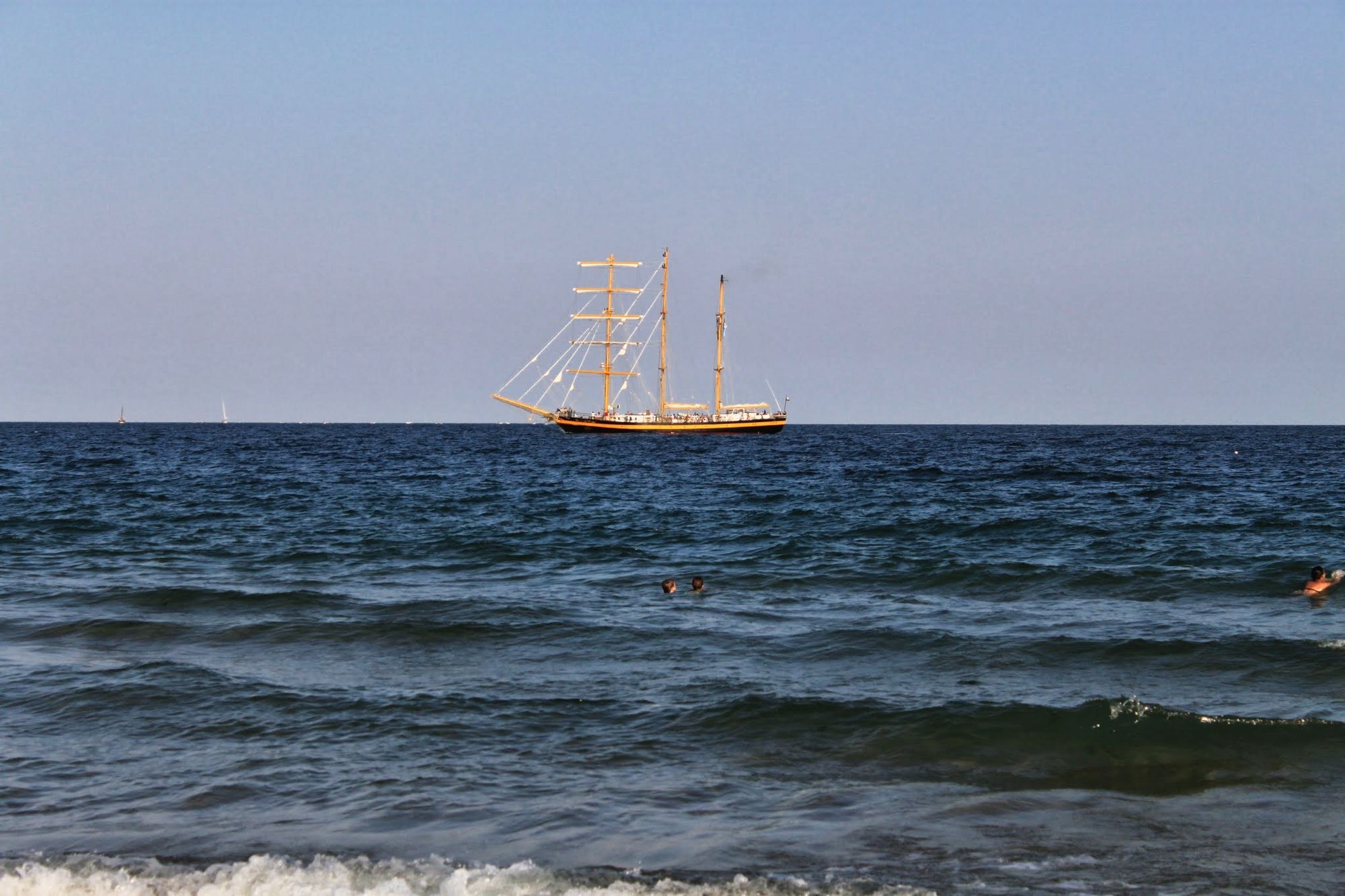 Yacht on the horizon