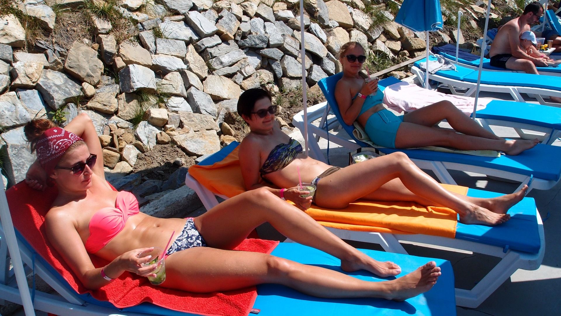 Time to sunbathe