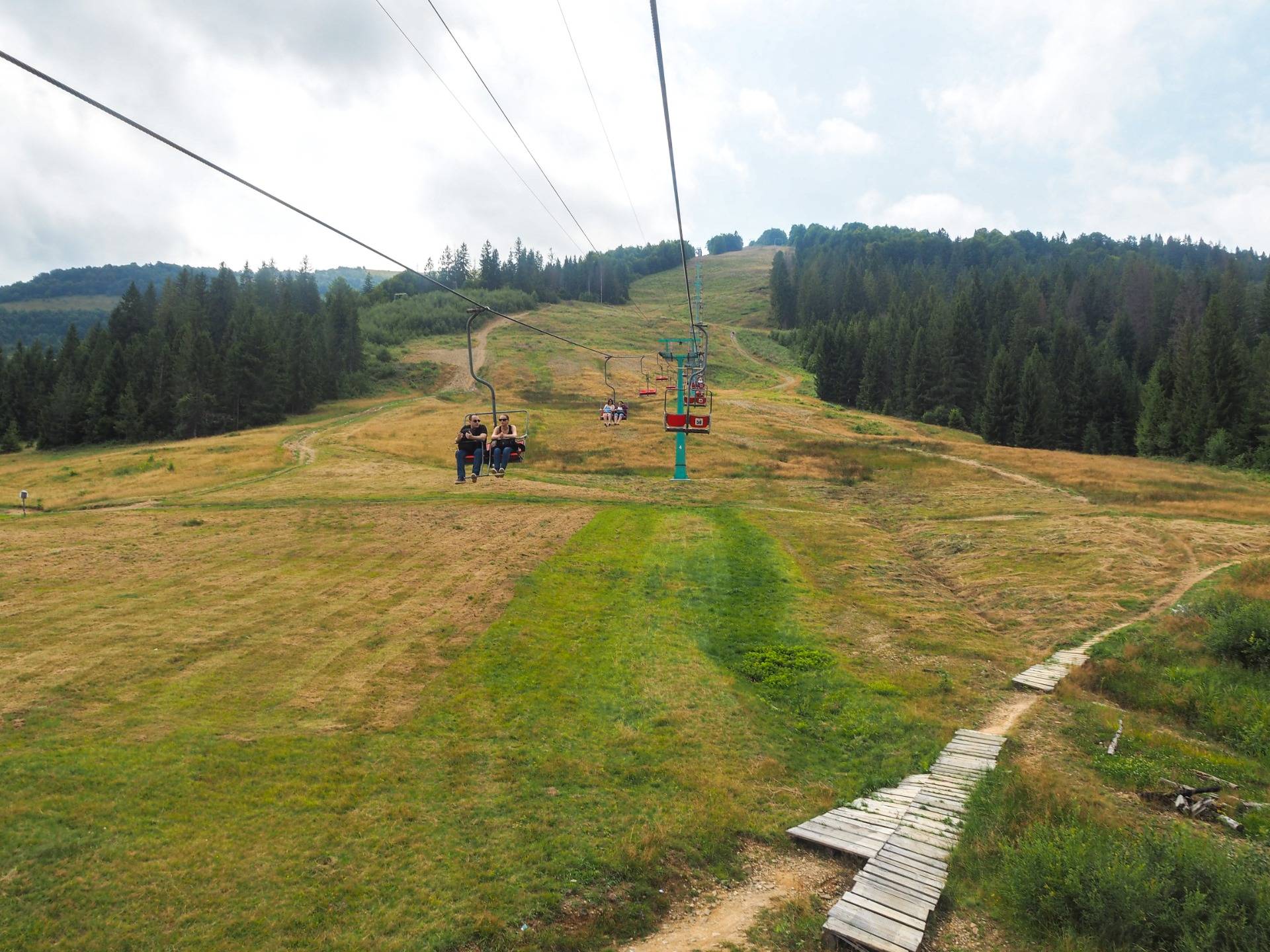 The ski slope is empty in summer
