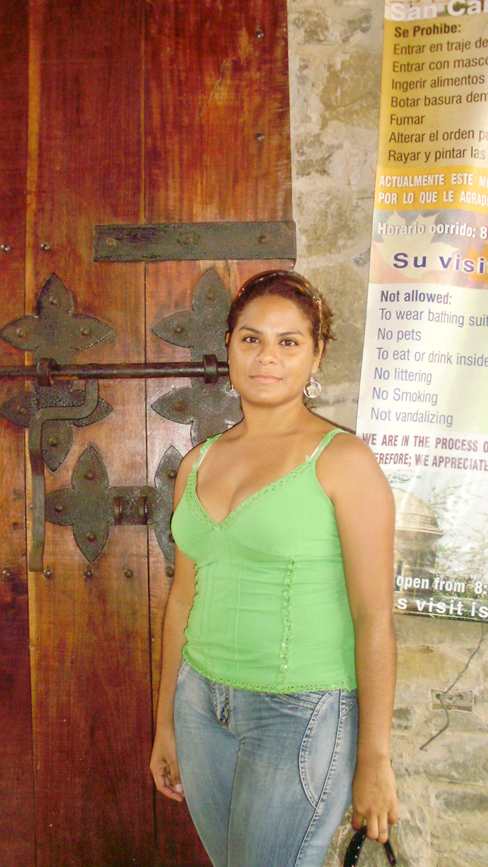 At the entrance - En la entrada