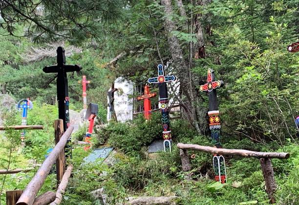Na Rysy szlakiem słowackim. Część II: Symboliczny cmentarz nad Popradzkim Stawem
