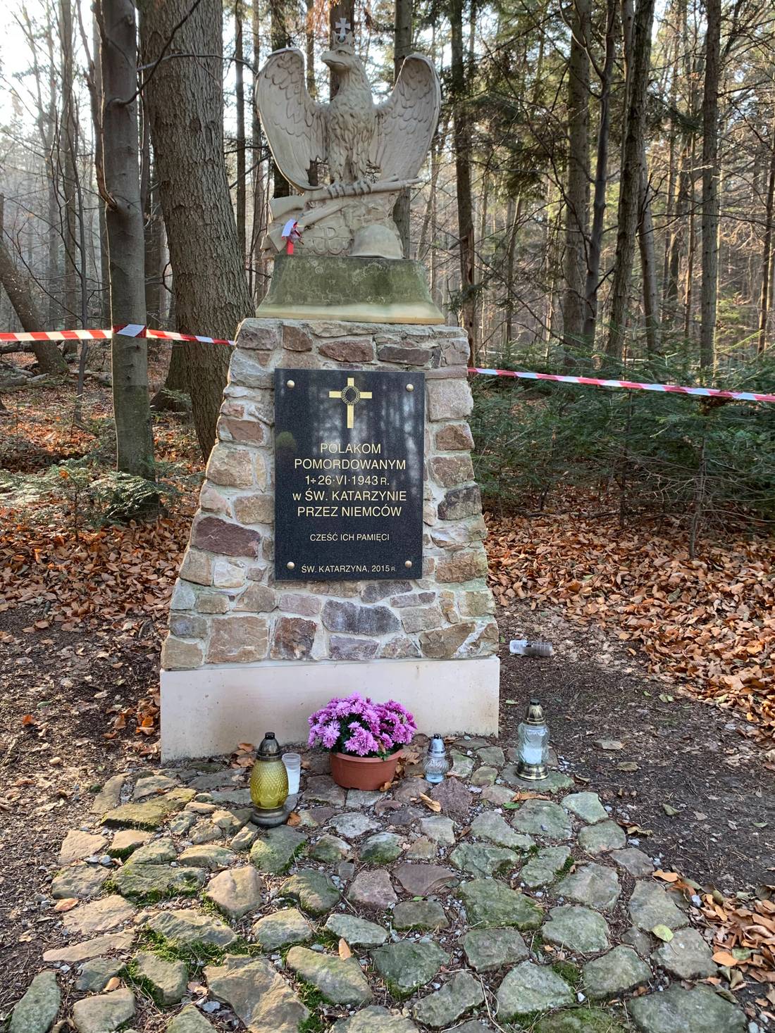Pomnik pamięci zamordowanych mieszkańców Św. Katarzyny