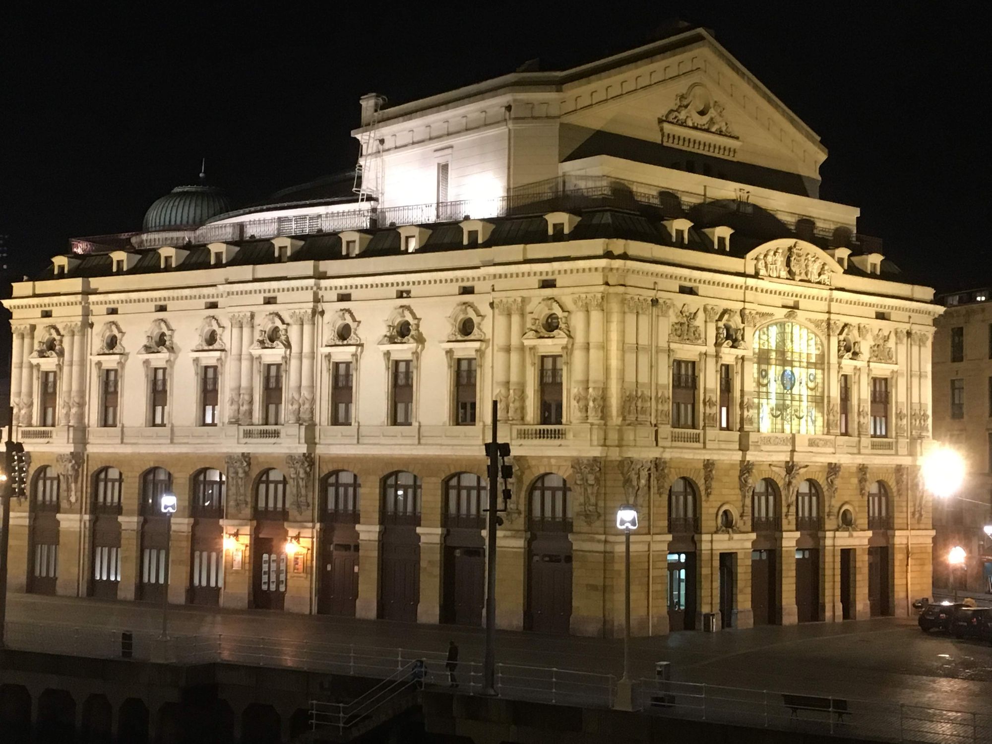 El Teatro de Bilbao / The Bilbao Theater