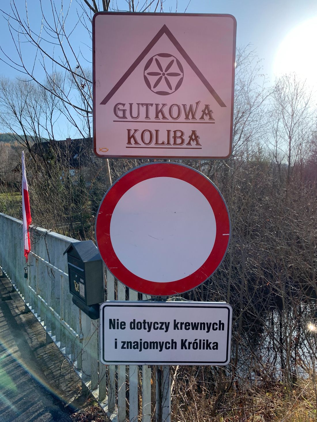 Wjazd do Gutkowej Koliby