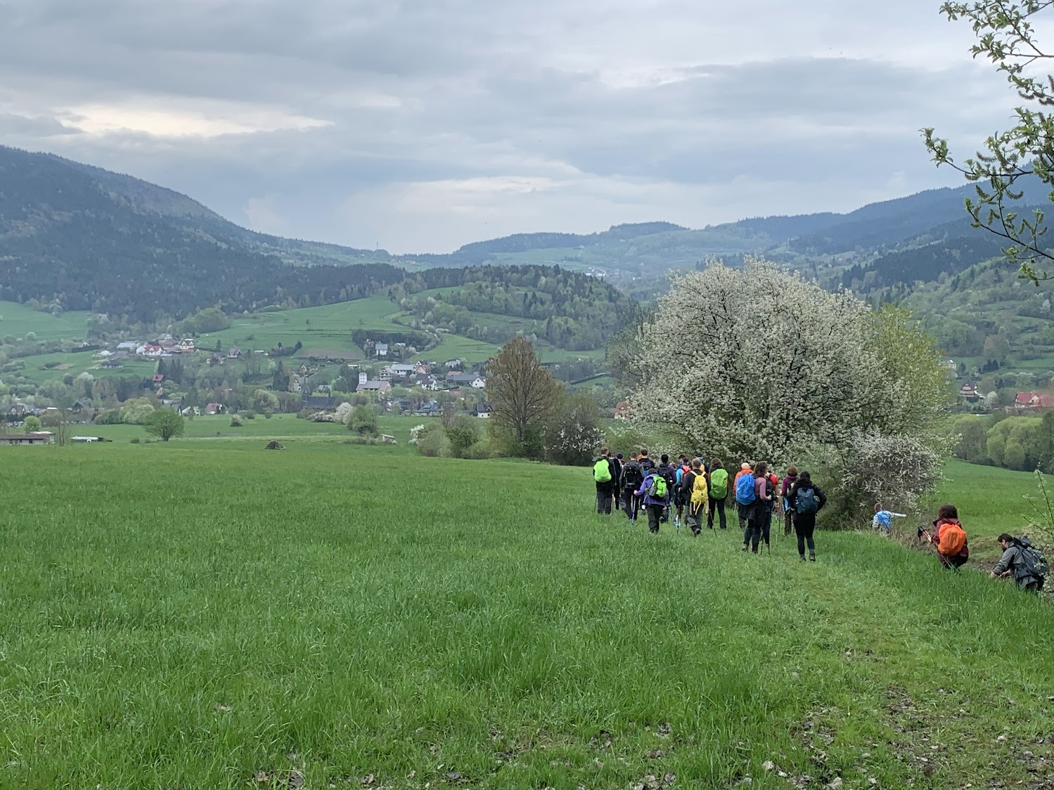 Grupa A schodzi do Jurkowa