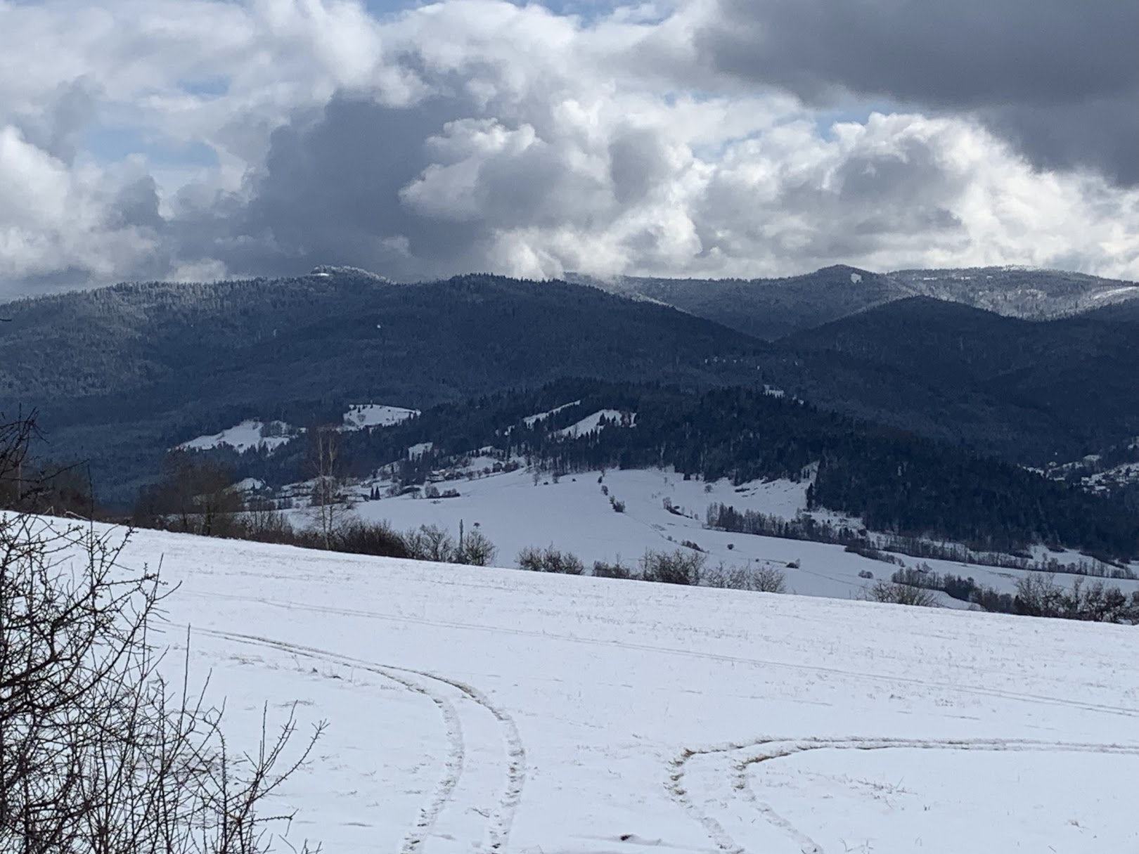 Widok z Potaczkowej na wschód