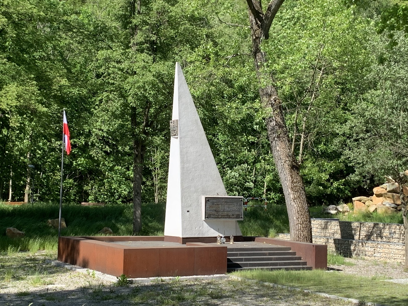 Pomnik partyzantów w Żabnicy