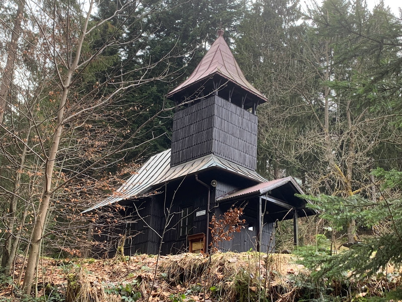 Kaplica ”Zakochanych”, Żabnica-Skałka