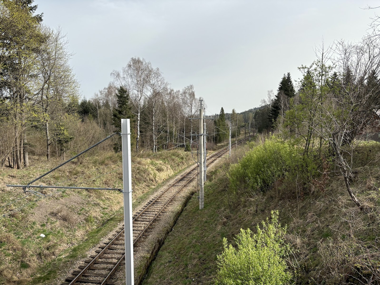 Galicyjska Kolej Transwersalna w Hucisku. Szkoda, że jeżdżą tu dwa pociągi na dzień...