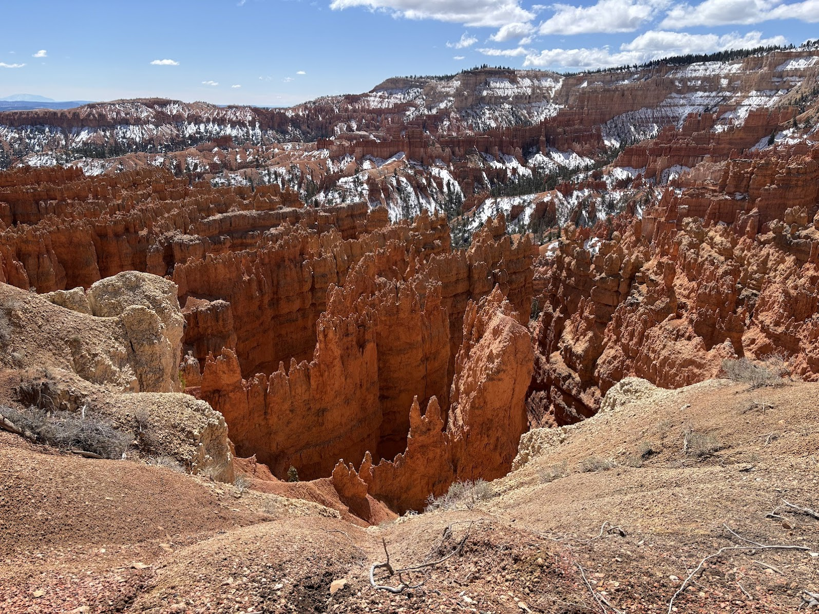 Hoodoos viewed from Sunset Point, Bryce National Park, UT