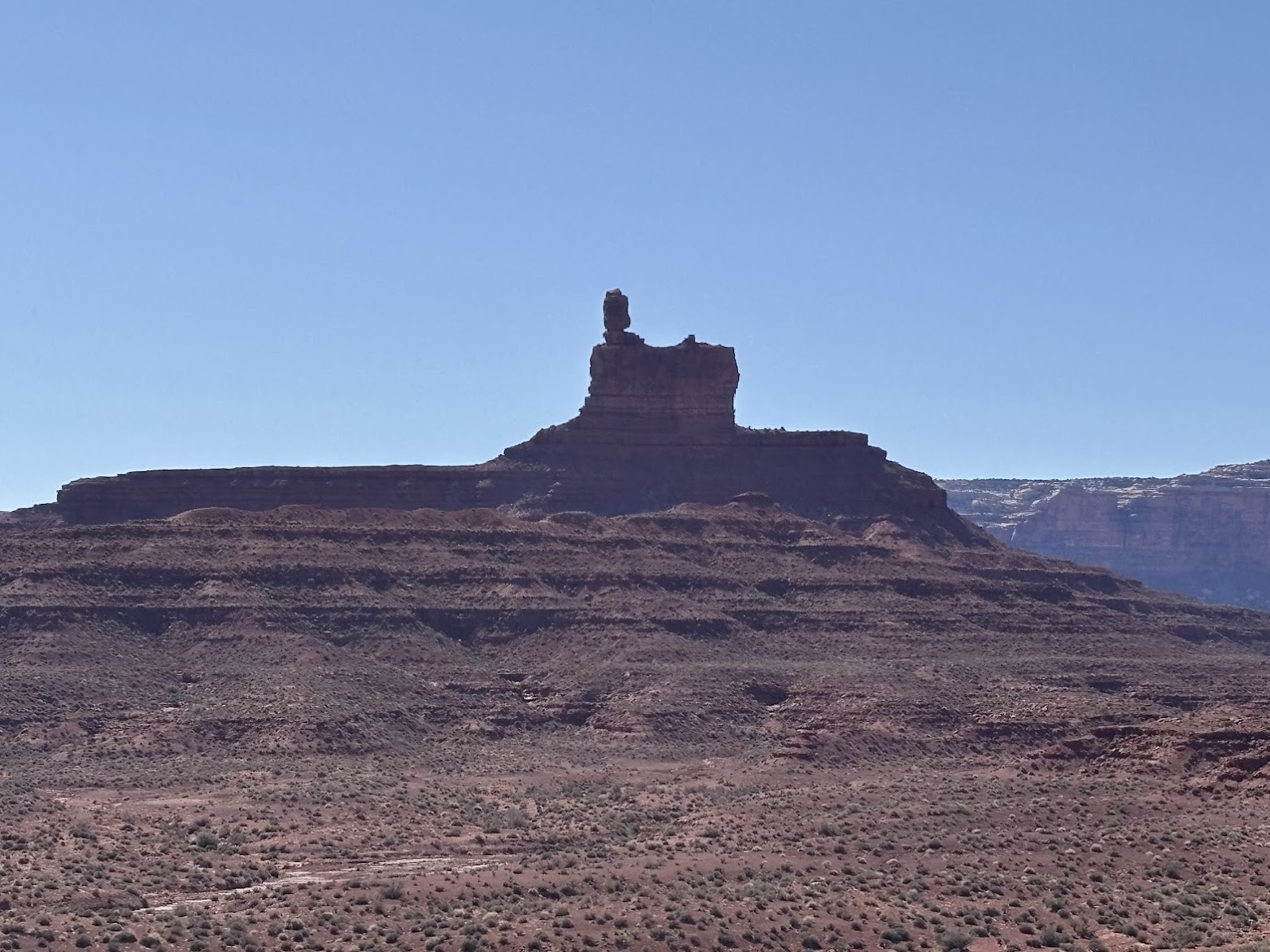 Lady in the Bathtub Butte - Valley of the gods, UT