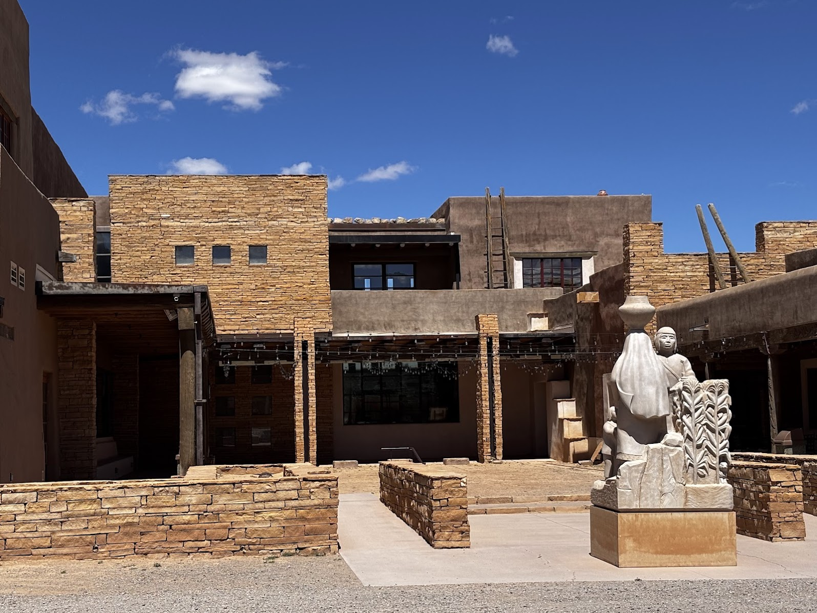 Acoma Pueblo Visitor Center
