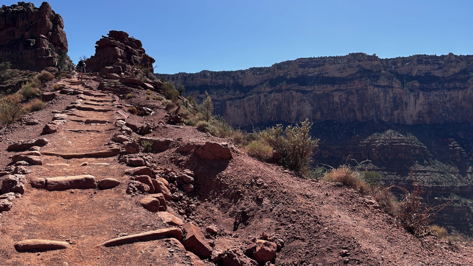 2:15pm (18.4km & 450m up left); below Cedar Ridge