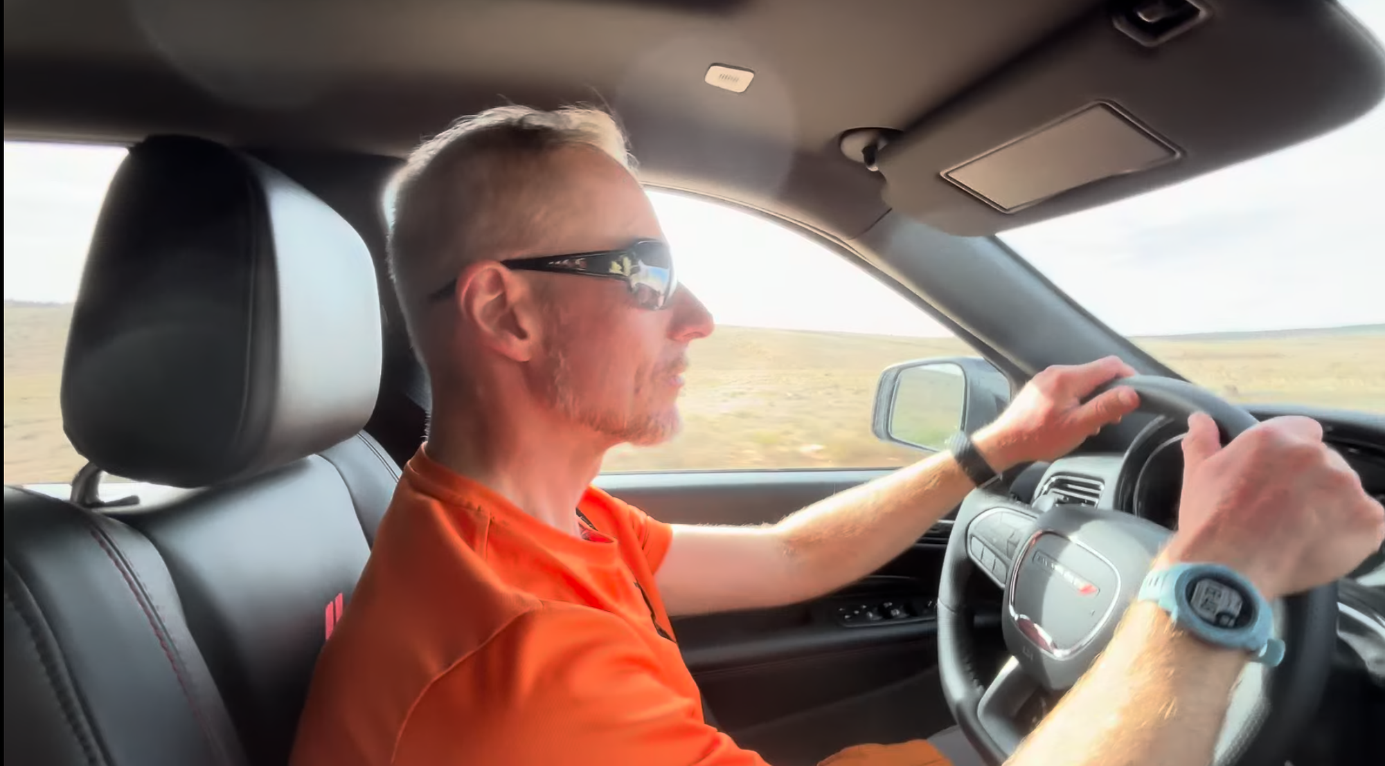 Driving to Wire Pass Trailhead (watch a short video shot in the car, with Johnny Cash’s ’Ghost Riders’ in the background)