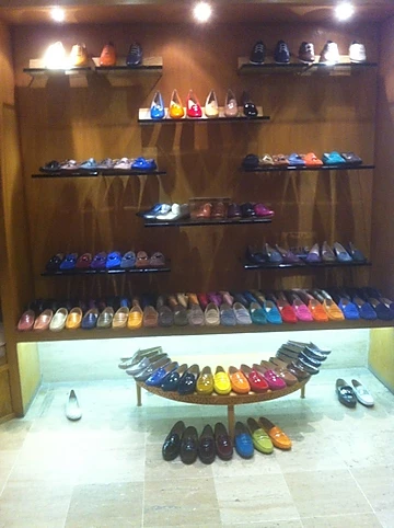 Atika Shoes Store by Atika