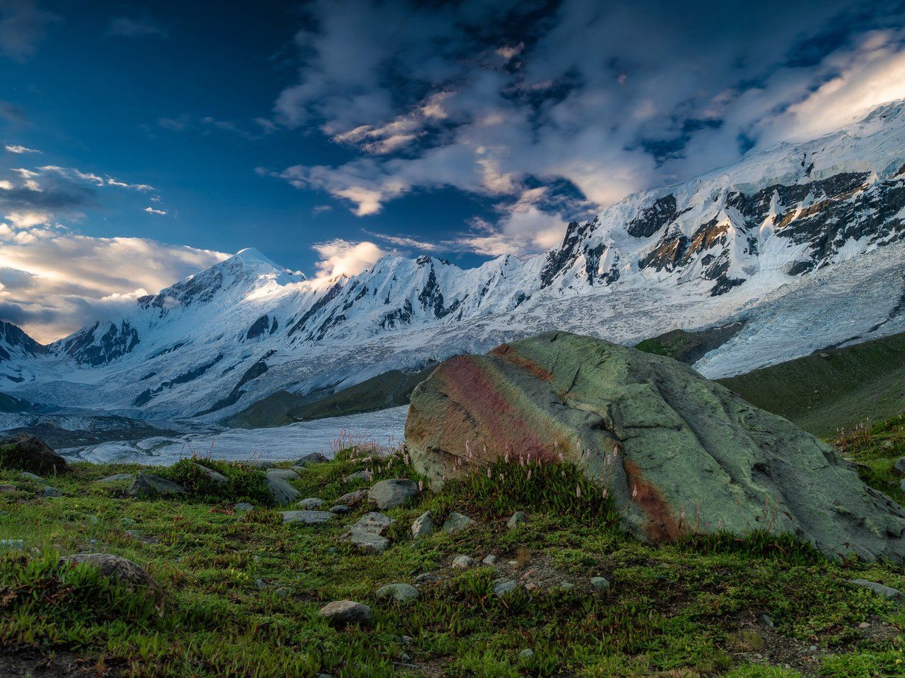 📷 The Land of High Mountains: Pakistan. Day 6. Minapin Glacier and Ice Bridge