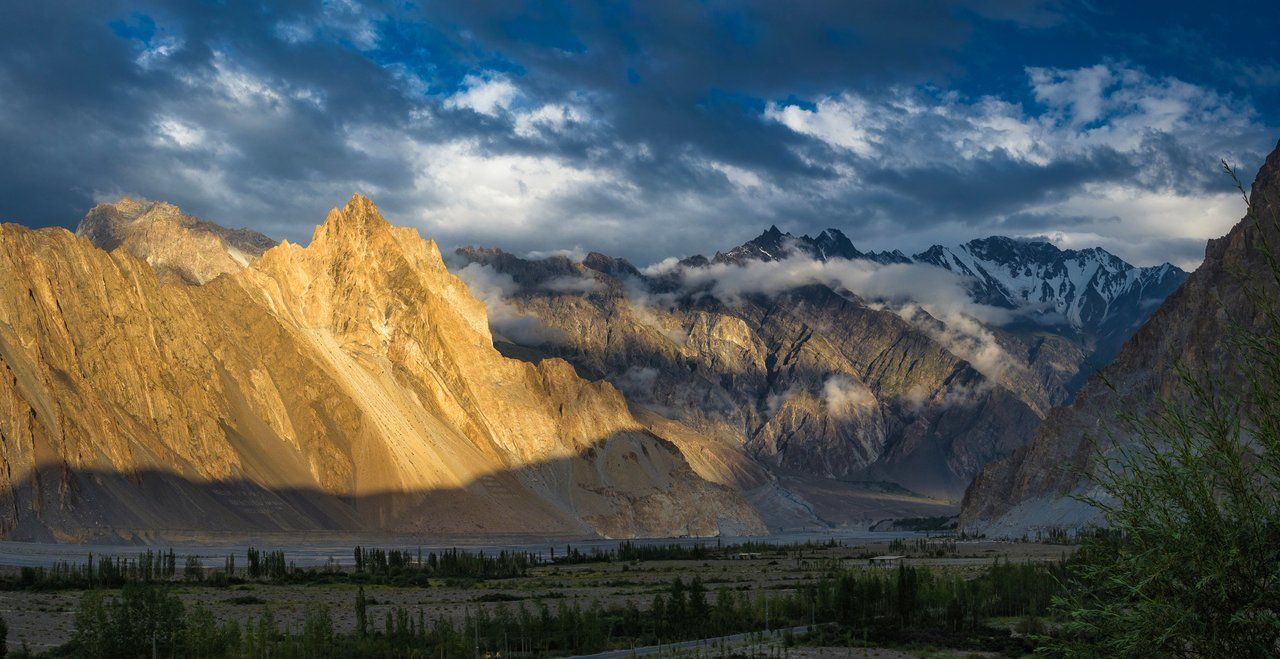 📷 The Land of High Mountains: Pakistan. Day 13. Trekking to the Passu Valley