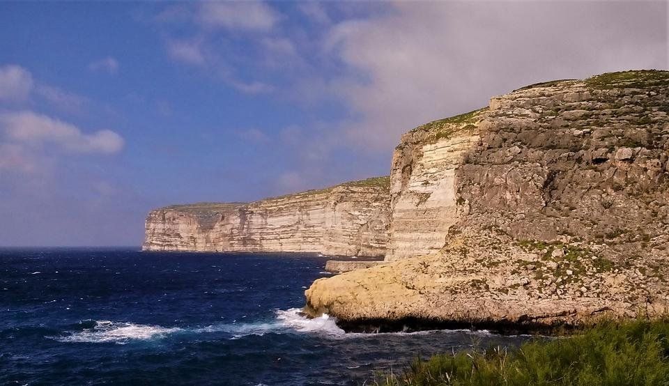 Landscape Photography: natural beauty of Gozo cliffs