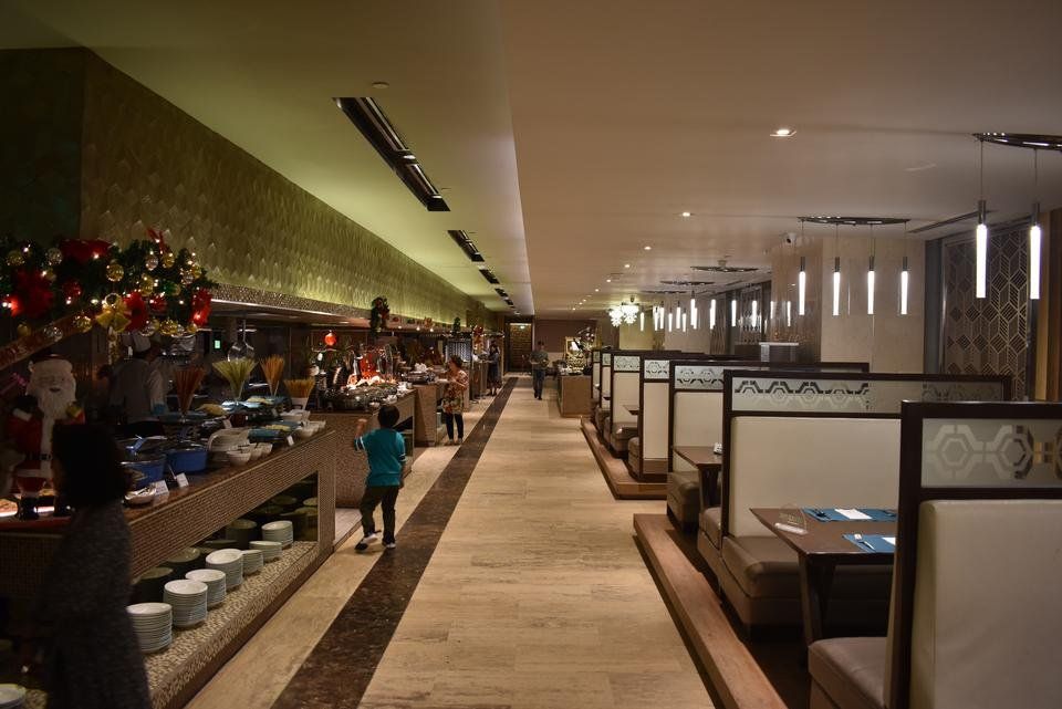 Food Review: New Year's Eve Dinner at Bai Hotel, Cebu