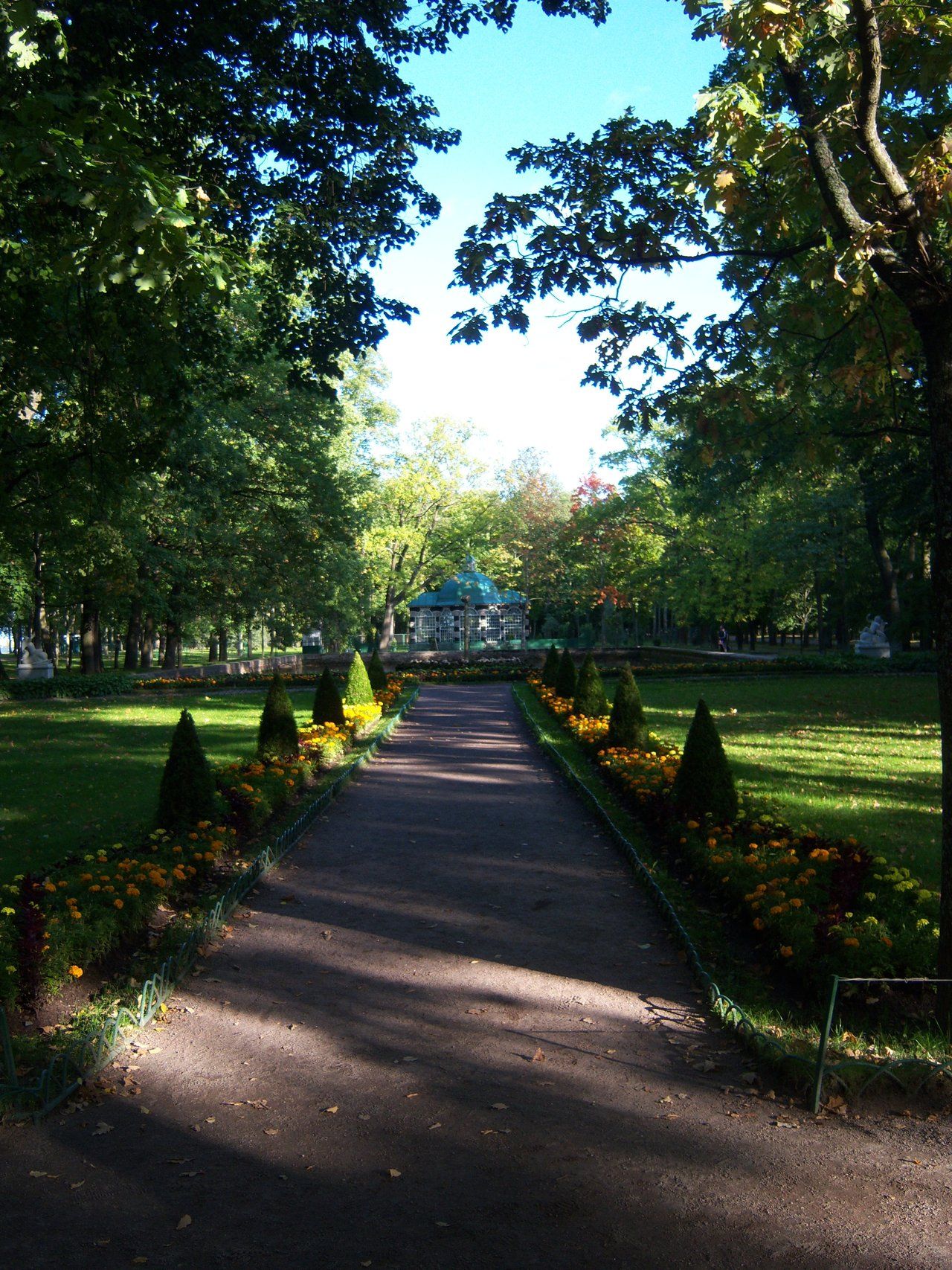 Park alley